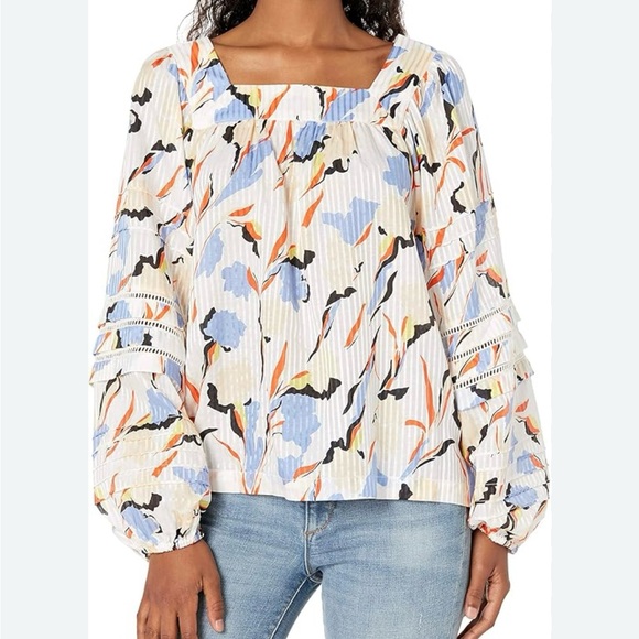 Joie Tops - Joie Cadby B Top in Porcelain Size Small